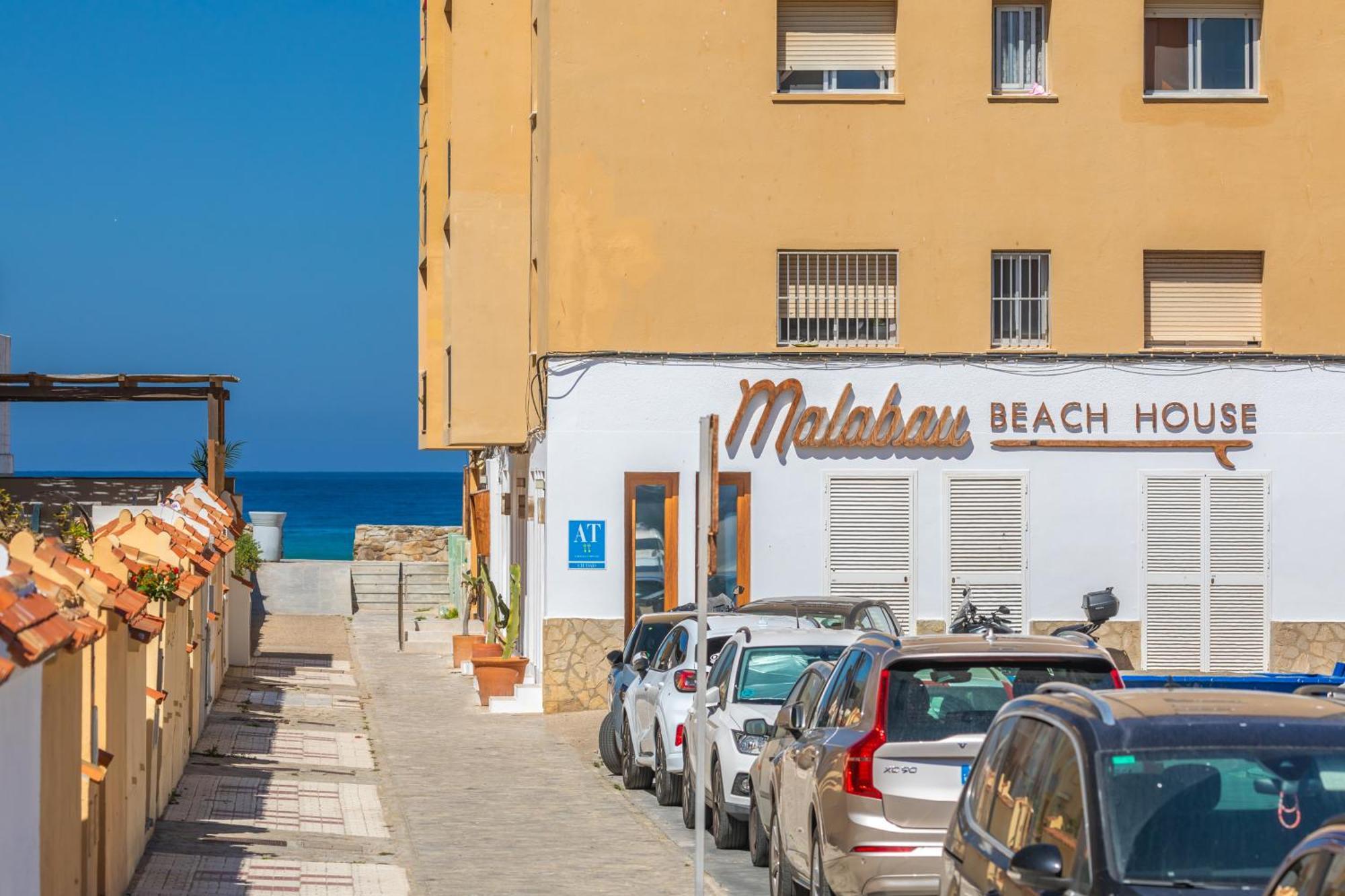 Malabau Beach House タリファ エクステリア 写真