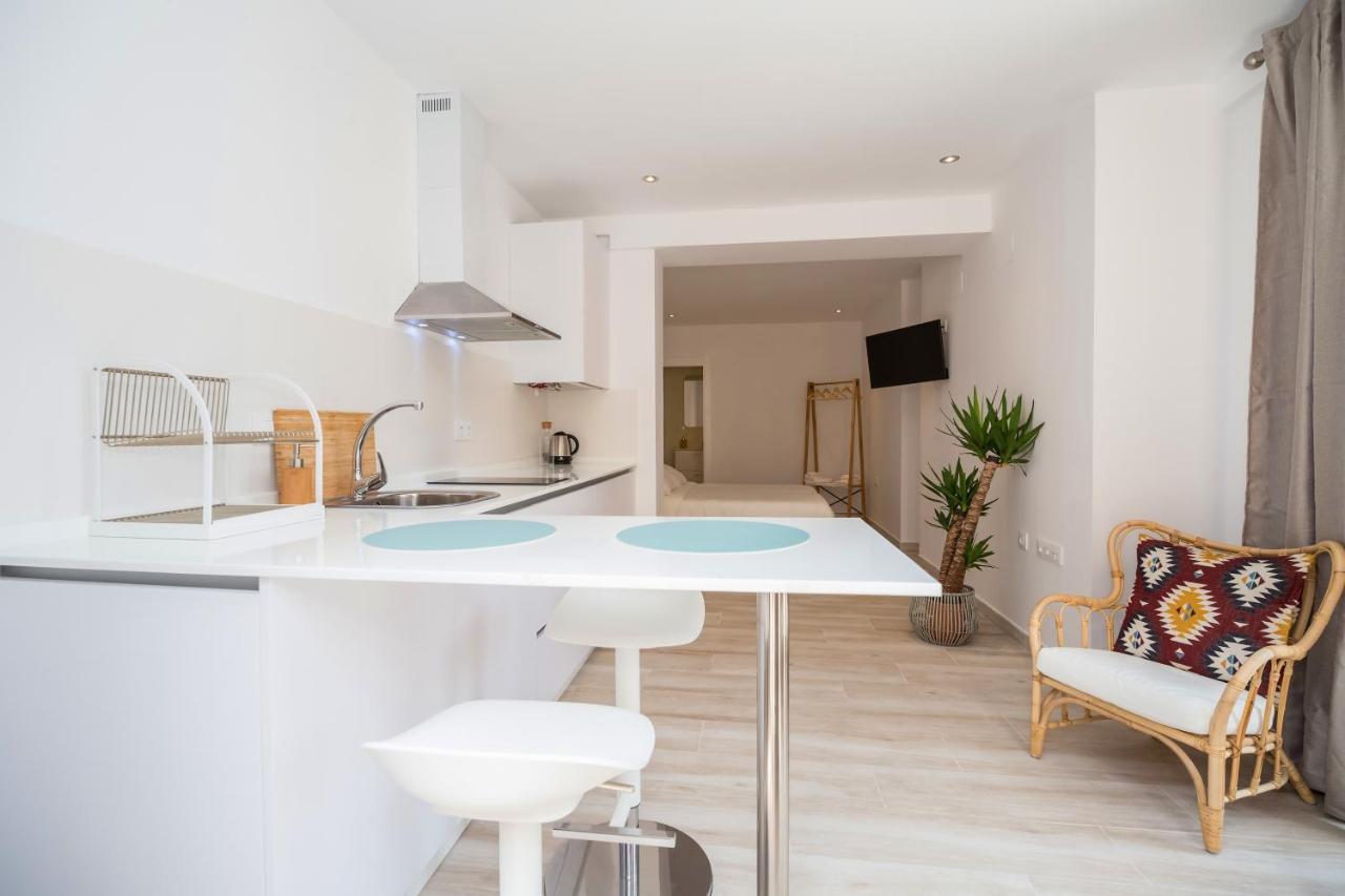 Malabau Beach House タリファ エクステリア 写真