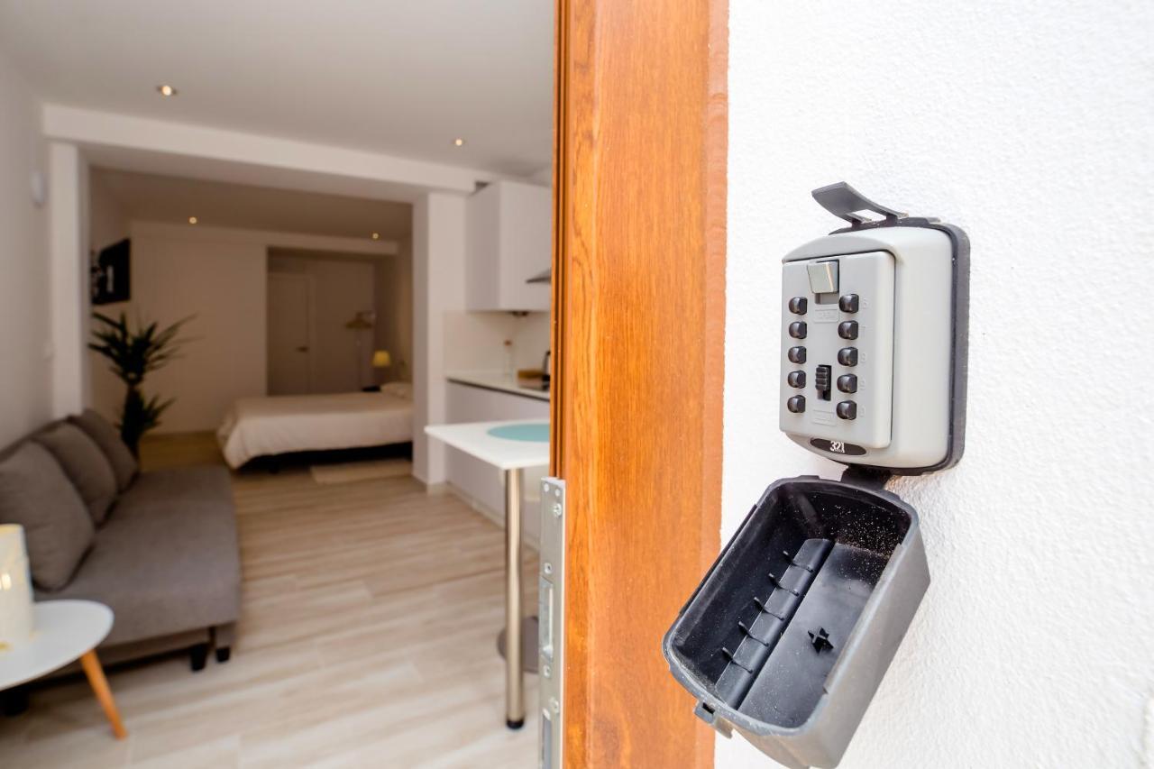 Malabau Beach House タリファ エクステリア 写真